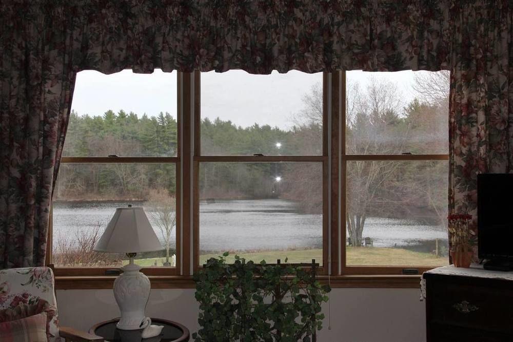 On Cranberry Pond Bed&Breakfast Middleborough Exterior foto